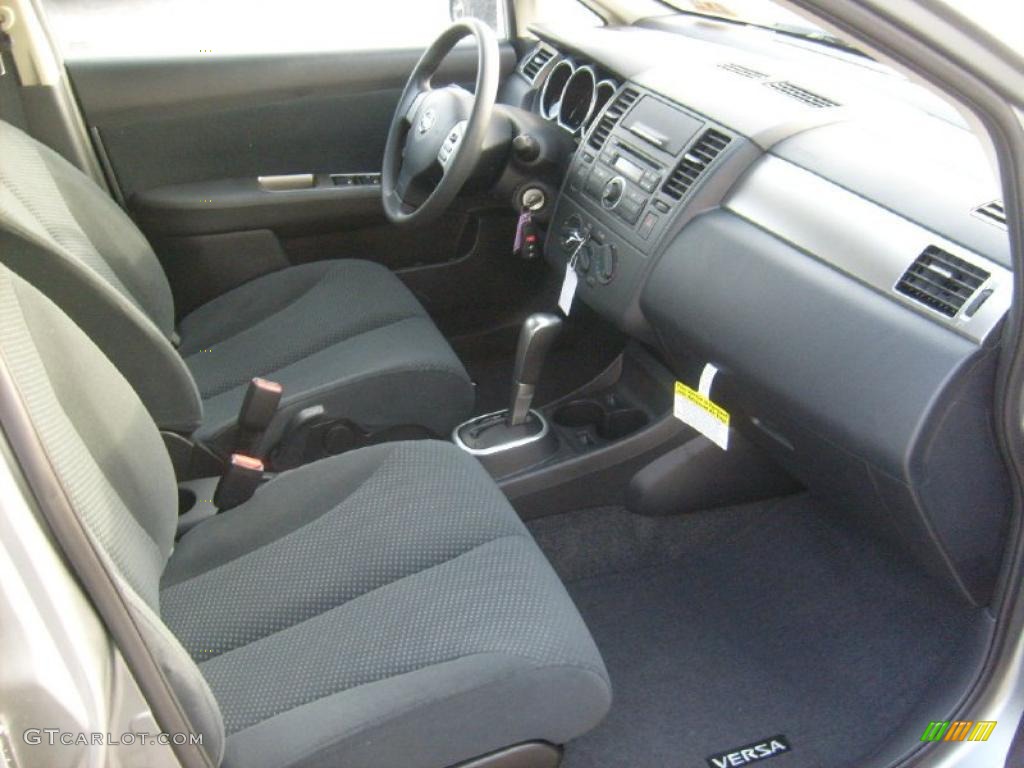 Charcoal Interior 2011 Nissan Versa 1.8 S Hatchback Photo #45454284
