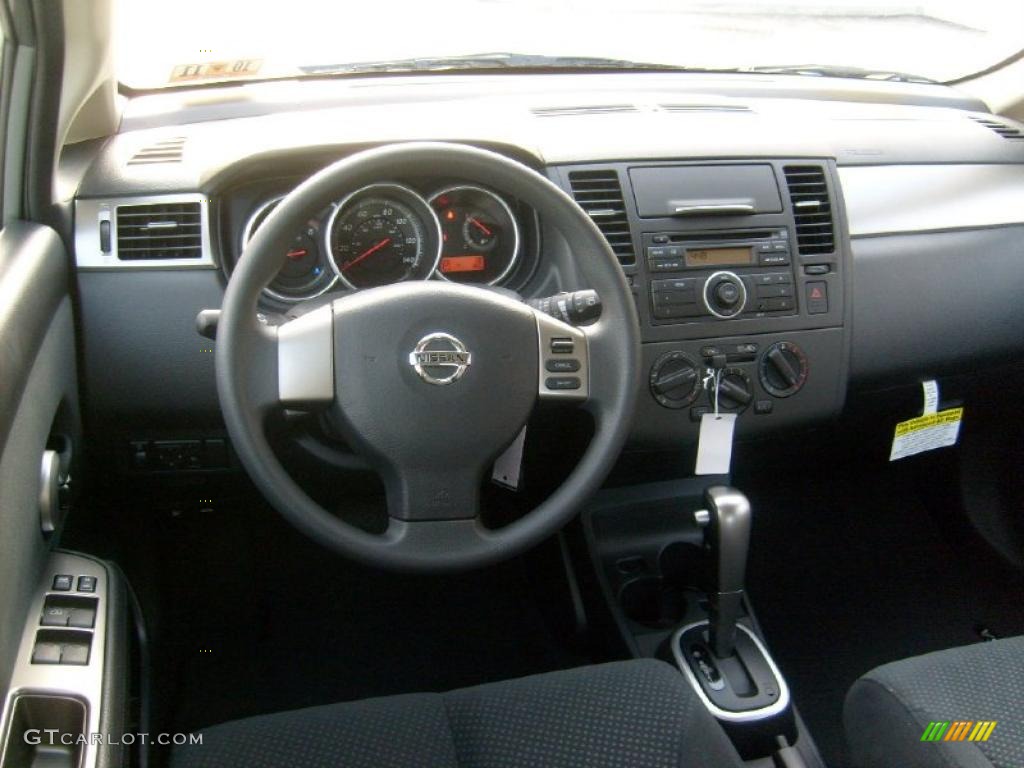 2011 Nissan Versa 1.8 S Hatchback Charcoal Dashboard Photo #45454376