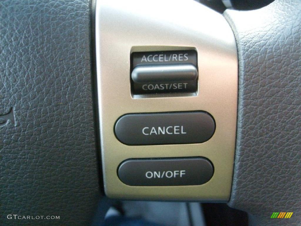 2011 Nissan Versa 1.8 S Hatchback Controls Photo #45454404