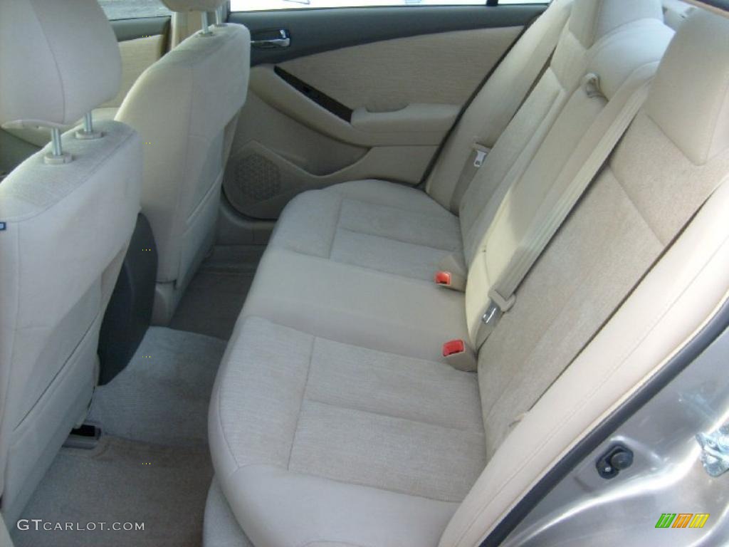 Blond Interior 2011 Nissan Altima 2.5 S Photo #45454472