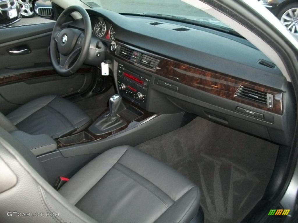 2011 BMW 3 Series 328i xDrive Coupe Black Dashboard Photo #45455556