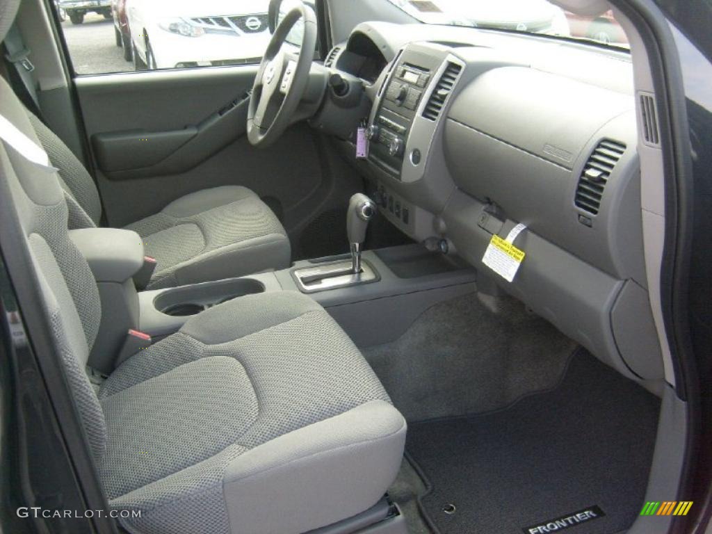 Steel Interior 2011 Nissan Frontier SV Crew Cab 4x4 Photo #45455760