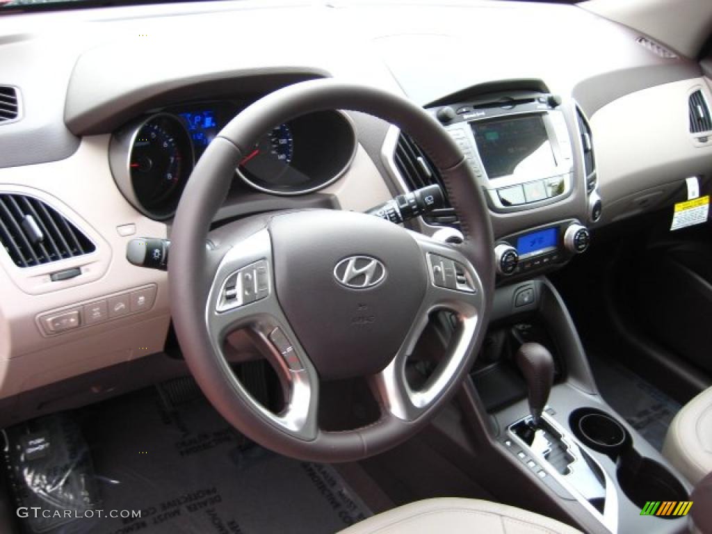 Taupe Interior 2011 Hyundai Tucson Limited AWD Photo #45457080