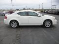 Stone White - Avenger R/T Photo No. 4
