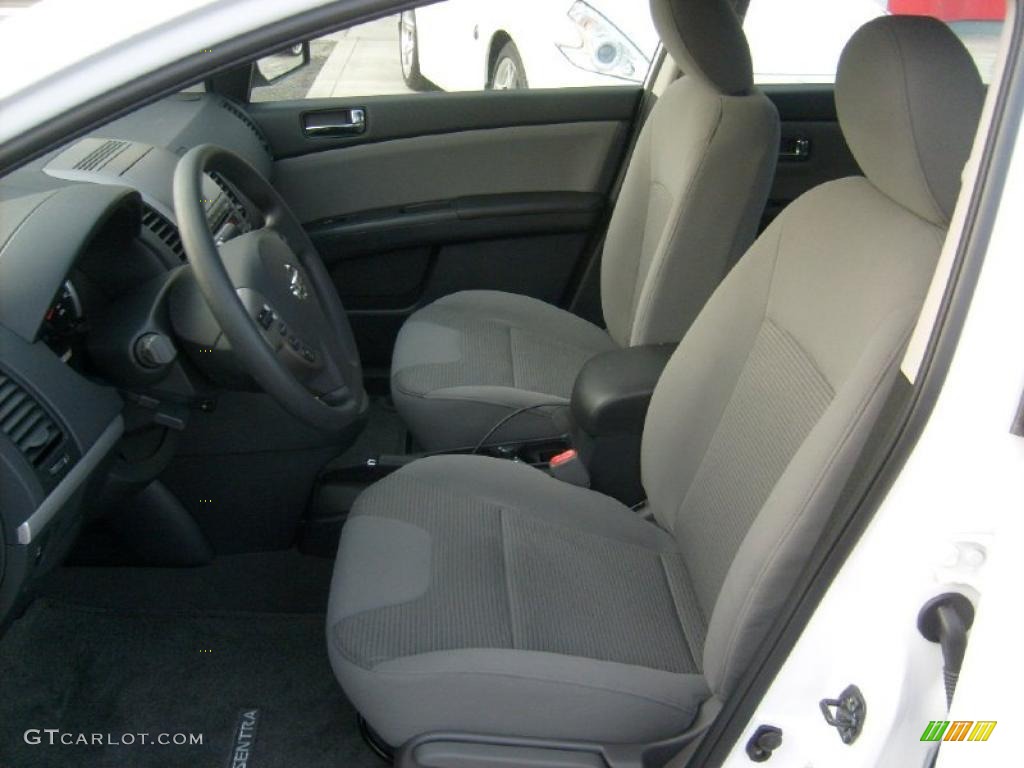 Charcoal Interior 2011 Nissan Sentra 2.0 SR Photo #45457408