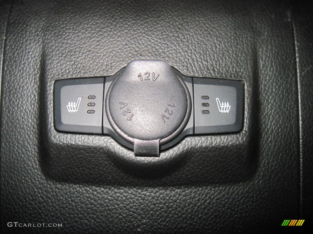 2008 Saturn VUE Red Line Controls Photo #45462130