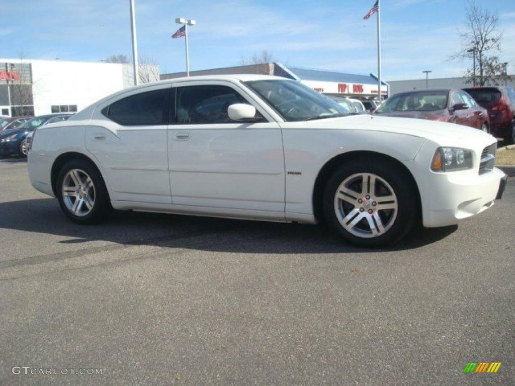 2006 Charger R/T - Stone White / Dark Slate Gray/Light Graystone photo #2