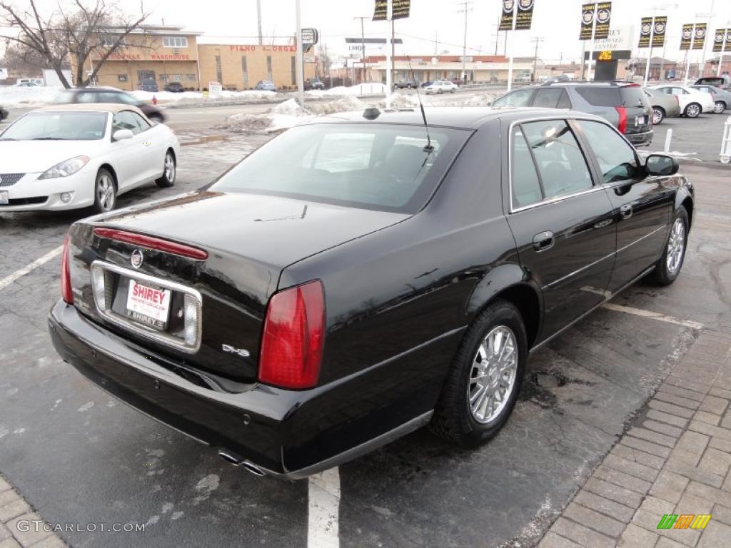 Black Raven 2004 Cadillac DeVille DHS Exterior Photo #45468090