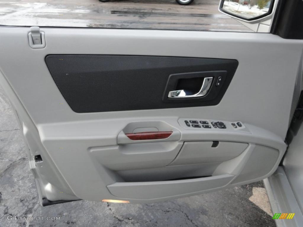 2005 SRX V6 - Sand Storm / Light Gray photo #15