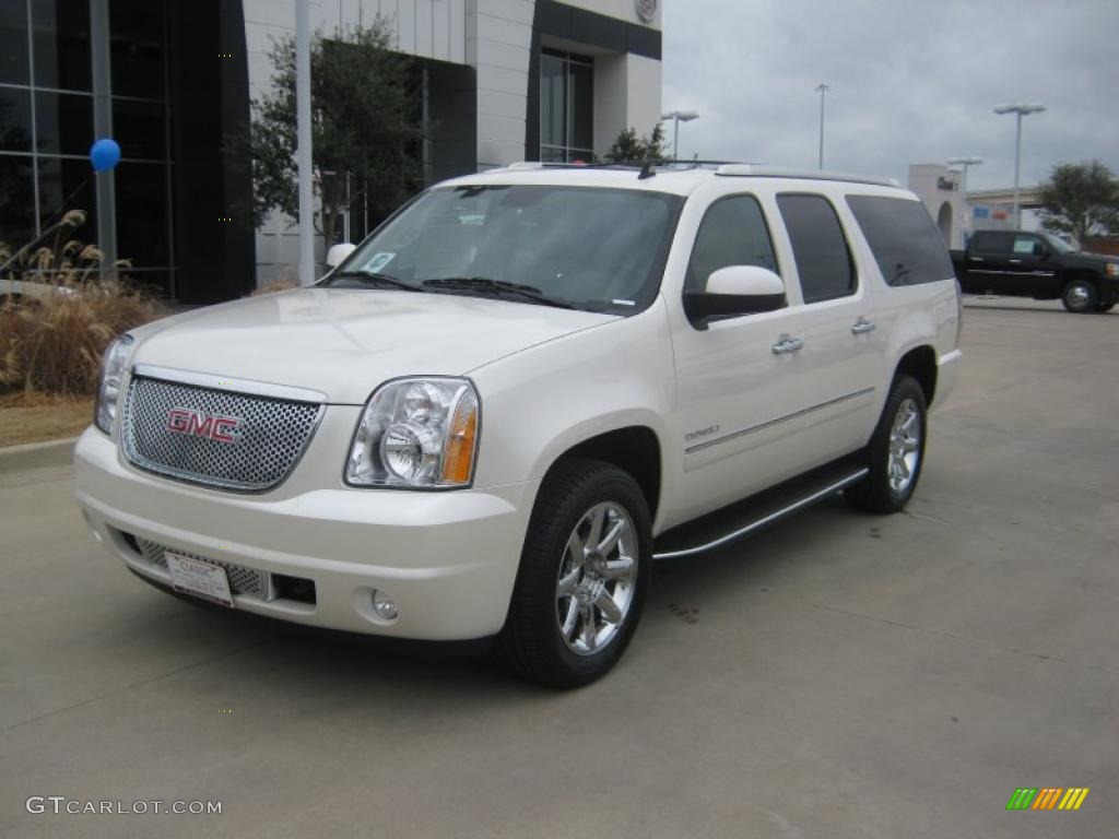 White Diamond Tintcoat 2011 GMC Yukon XL Denali Exterior Photo #45471112