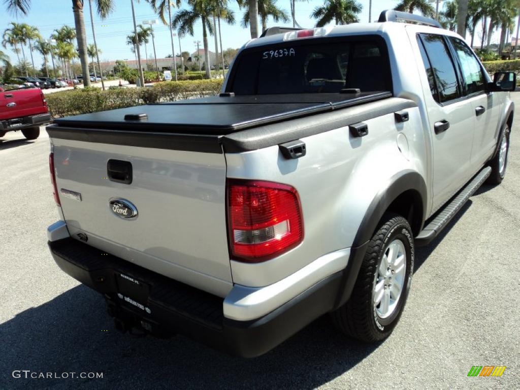 Silver Birch Metallic 2007 Ford Explorer Sport Trac XLT Exterior Photo #45471204