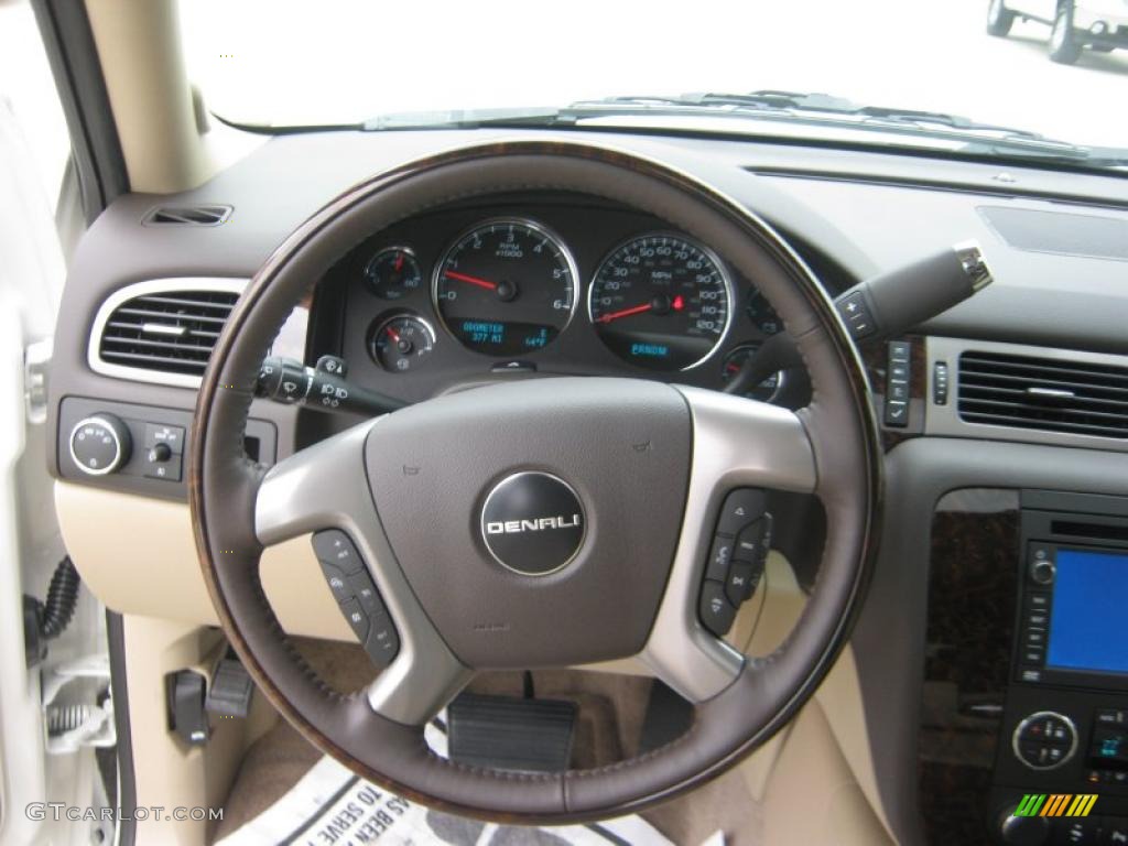 2011 GMC Yukon XL Denali Cocoa/Light Cashmere Steering Wheel Photo #45471392