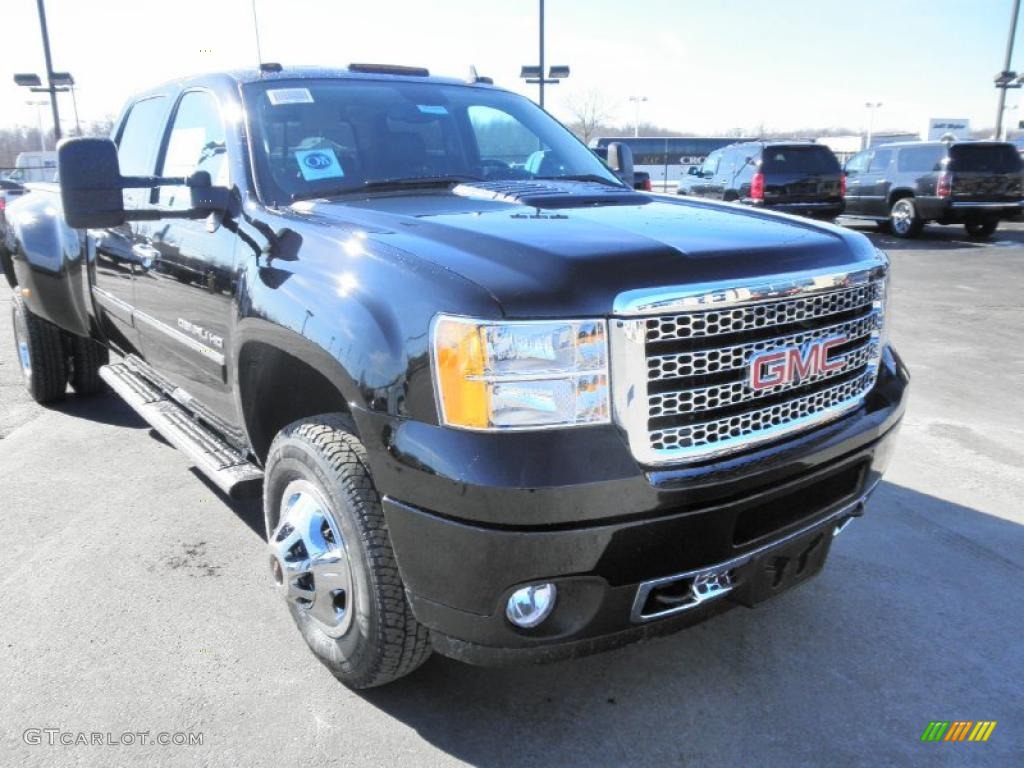 Onyx Black 2011 GMC Sierra 3500HD Denali Crew Cab 4x4 Dually Exterior Photo #45474120