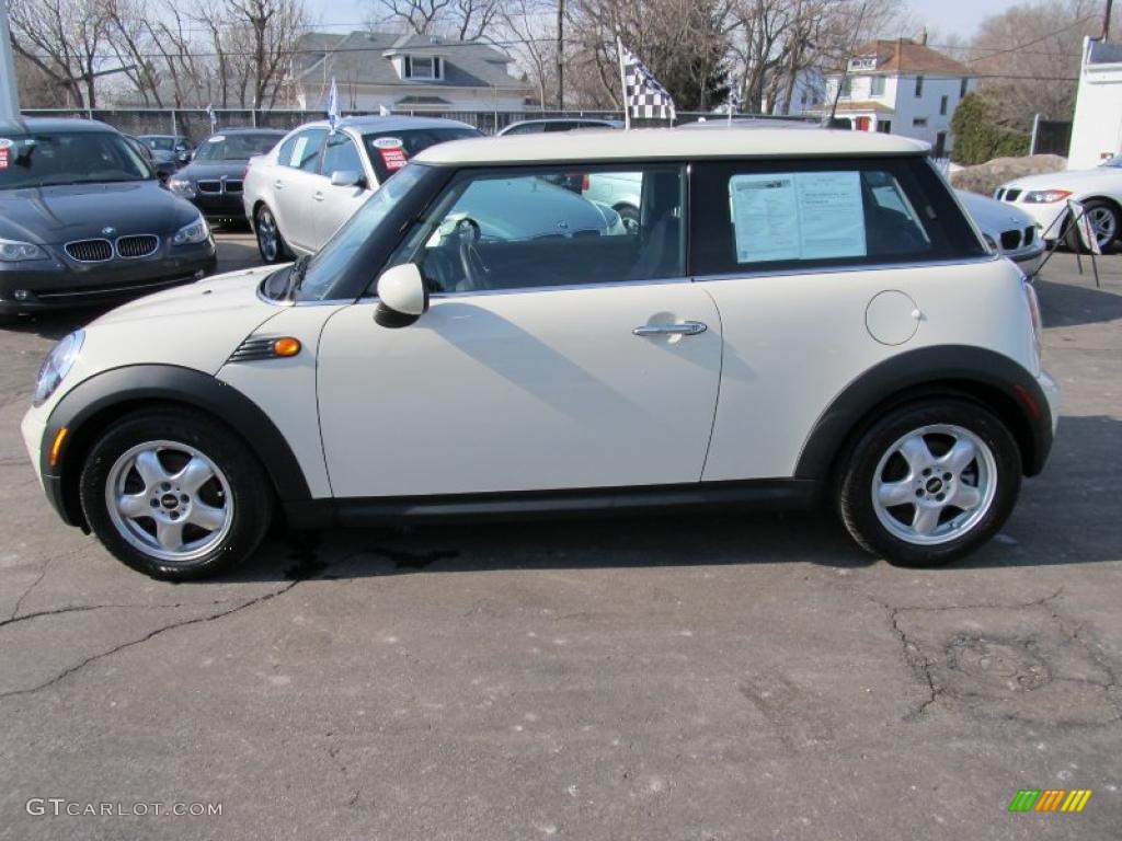 2009 Cooper Hardtop - Pepper White / Black/Grey photo #2