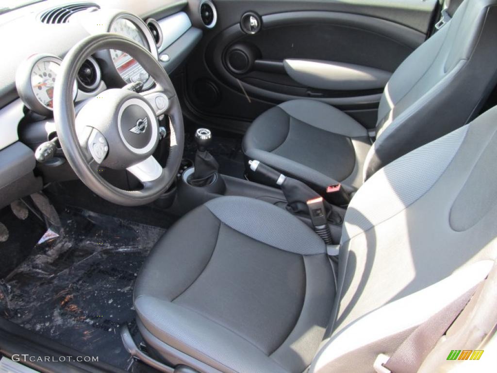 2009 Cooper Hardtop - Pepper White / Black/Grey photo #15