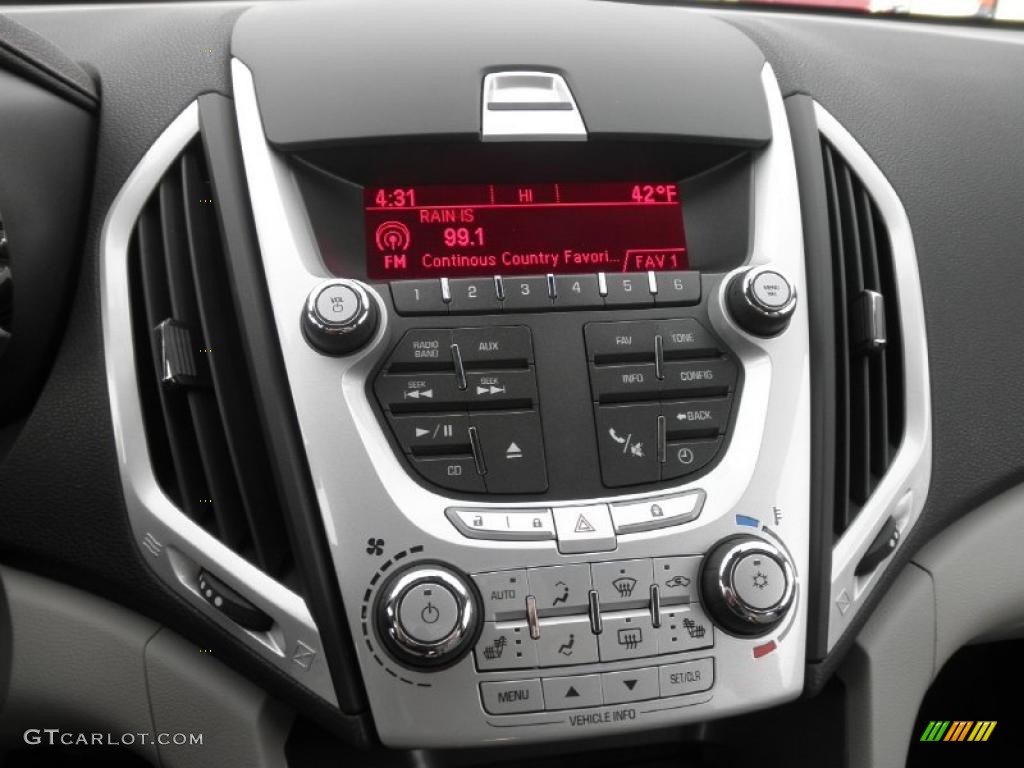 2011 GMC Terrain SLT Controls Photo #45475496
