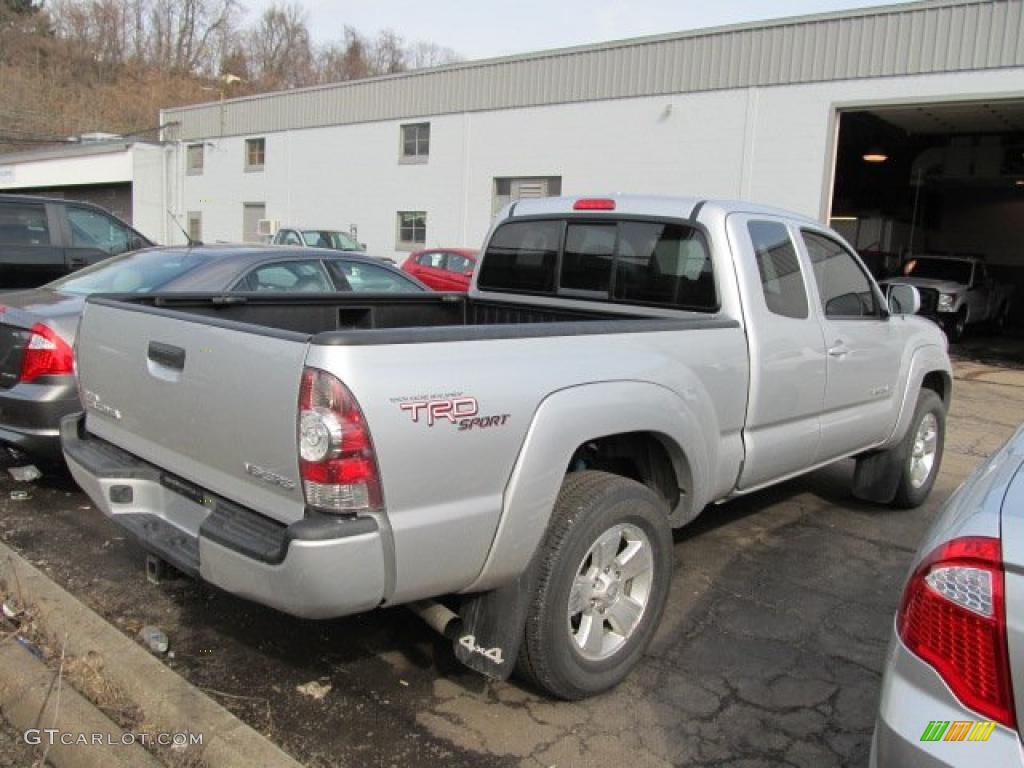 2010 Tacoma V6 SR5 TRD Sport Access Cab 4x4 - Silver Streak Mica / Graphite photo #6