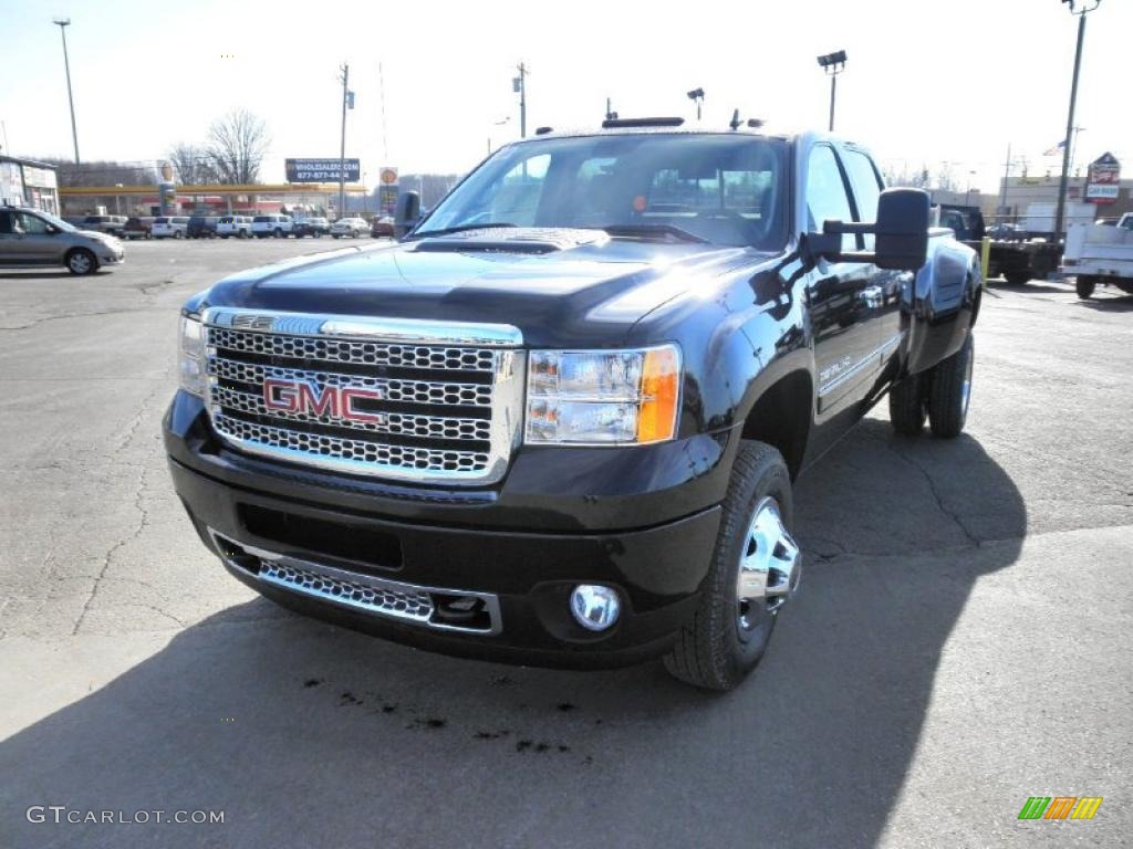Onyx Black 2011 GMC Sierra 3500HD Denali Crew Cab 4x4 Dually Exterior Photo #45476686