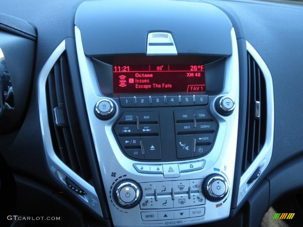 2011 GMC Terrain SLE AWD Controls Photo #45477493