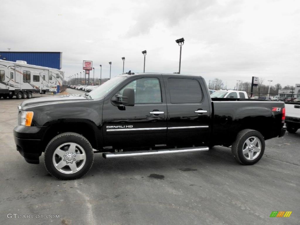 Onyx Black 2011 GMC Sierra 2500HD Denali Crew Cab 4x4 Exterior Photo #45477974