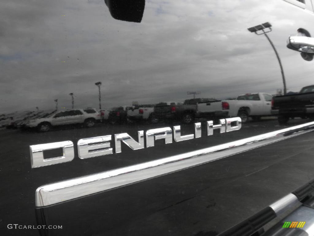 2011 GMC Sierra 2500HD Denali Crew Cab 4x4 Marks and Logos Photo #45477999