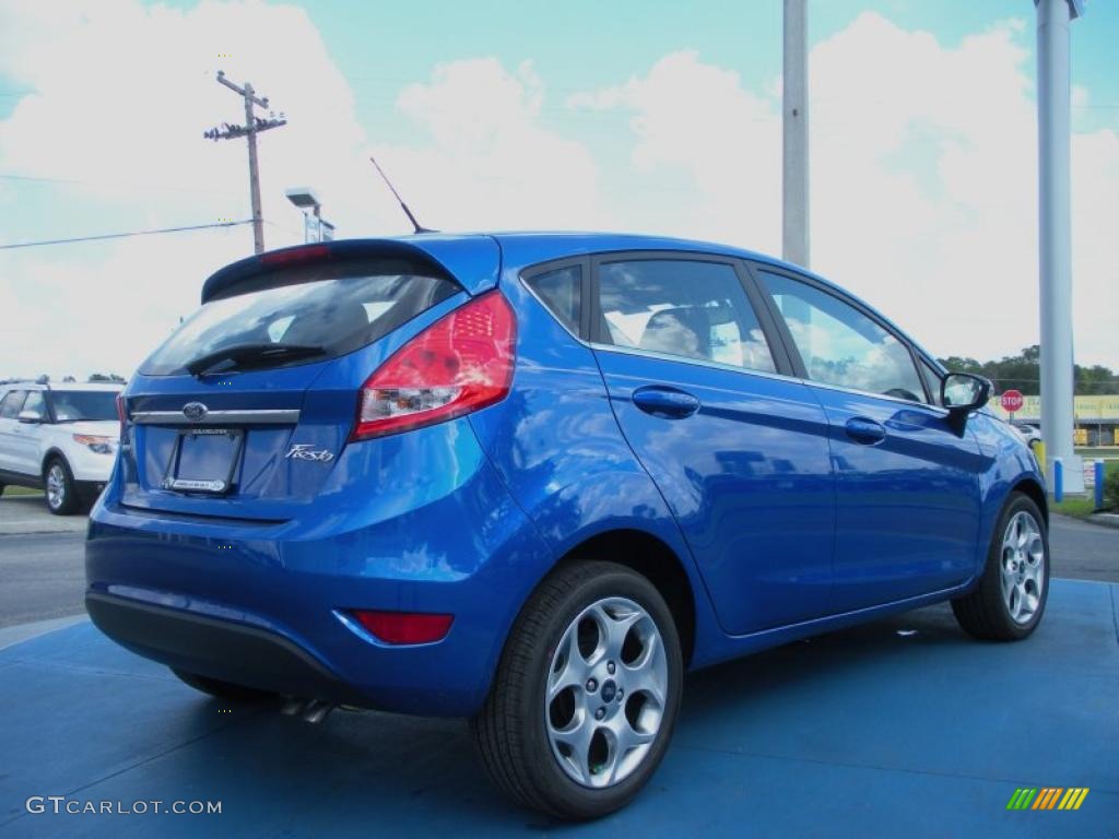 2011 Fiesta SES Hatchback - Blue Flame Metallic / Charcoal Black/Blue Cloth photo #3