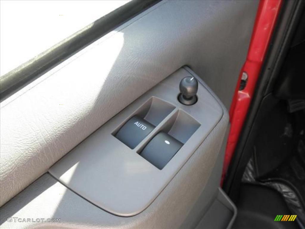 2009 Savana Van 3500 LS Extended Passenger - Fire Red / Medium Pewter photo #10