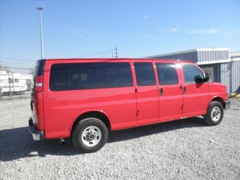 2009 GMC Savana Van 3500 LS Extended Passenger Data, Info and Specs