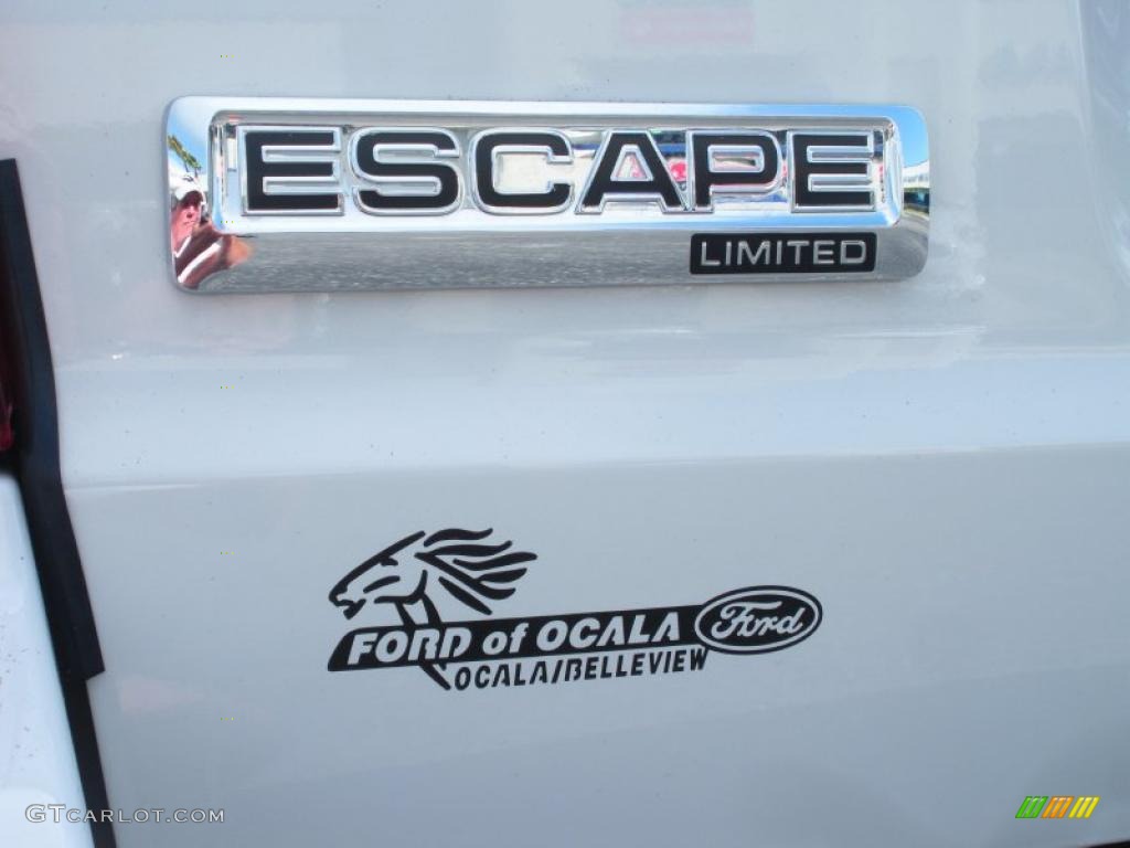 2011 Escape Limited V6 - White Suede / Charcoal Black photo #4