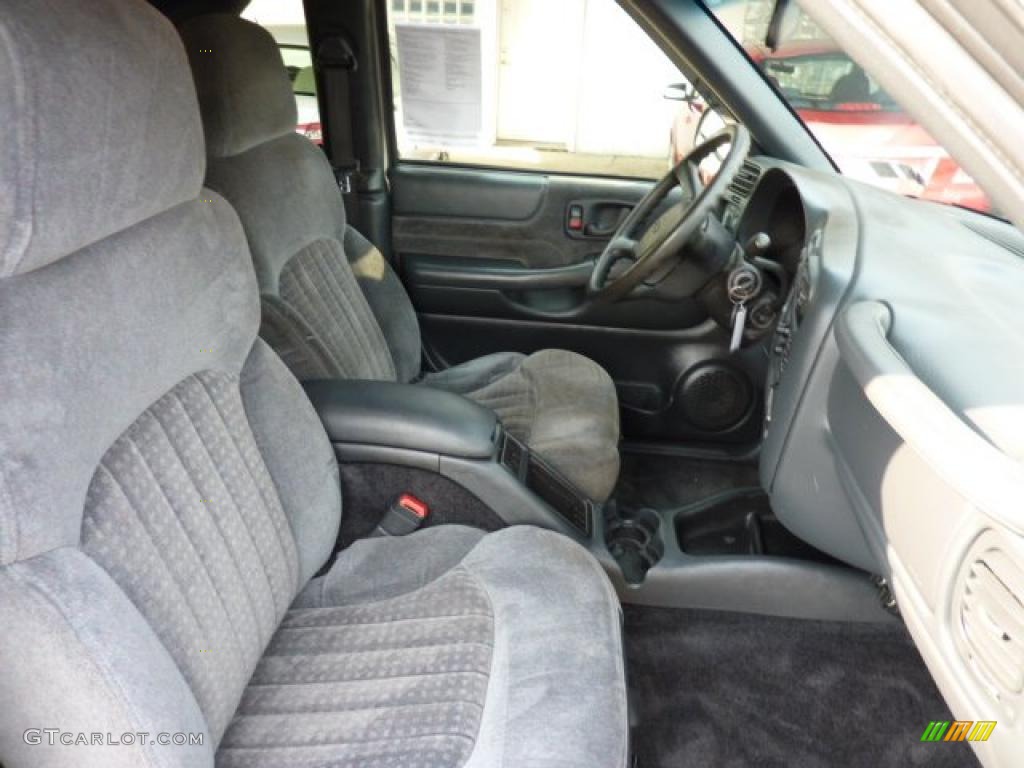 Graphite Interior 2001 Chevrolet Blazer LS ZR2 4x4 Photo #45482735