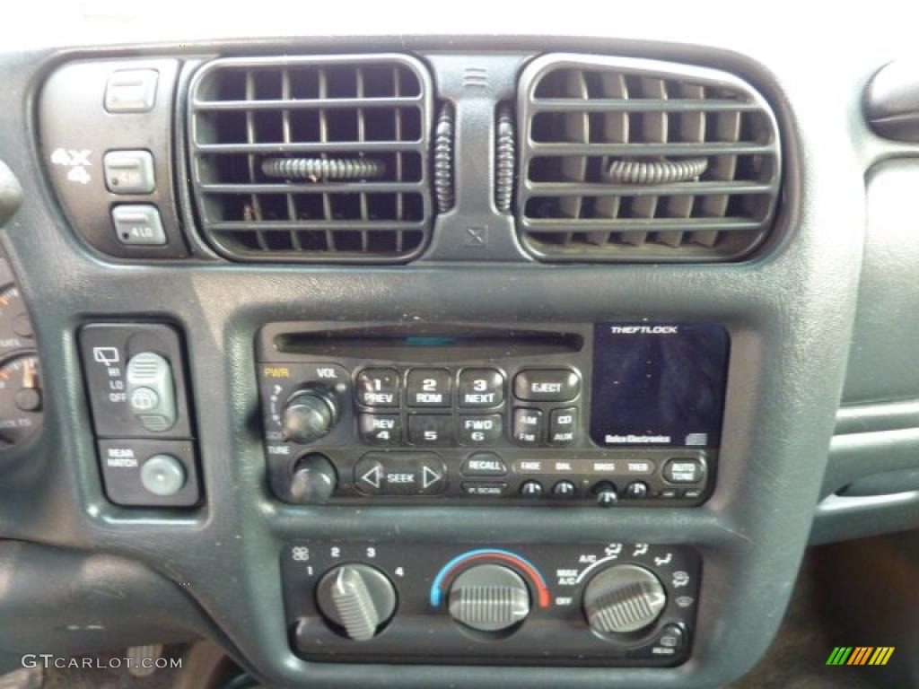 2001 Chevrolet Blazer LS ZR2 4x4 Controls Photos