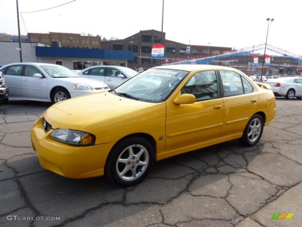 2003 Nissan Sentra SE-R Exterior Photos