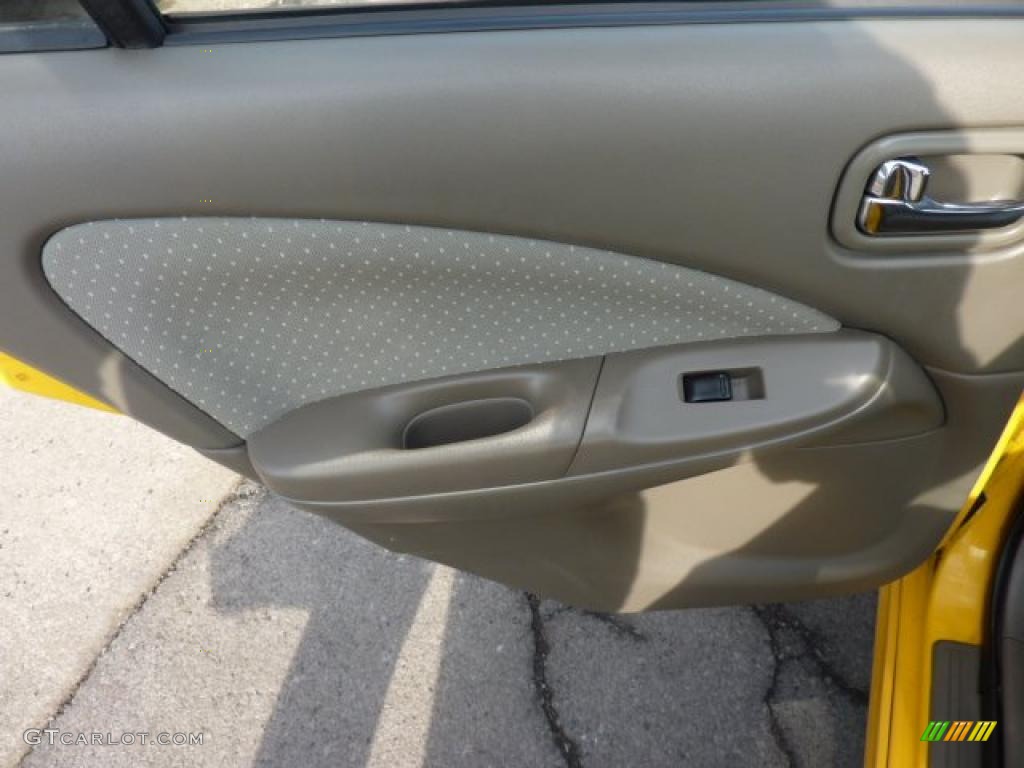 2003 Nissan Sentra SE-R Sand Beige Door Panel Photo #45483804