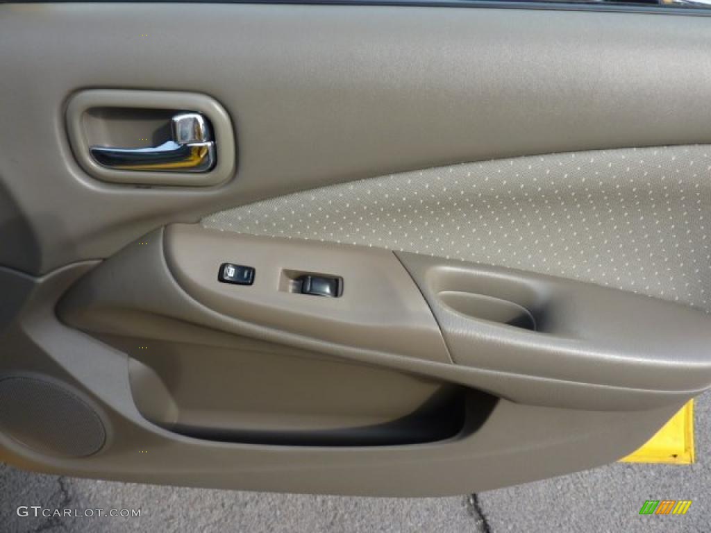 2003 Nissan Sentra SE-R Sand Beige Door Panel Photo #45483837
