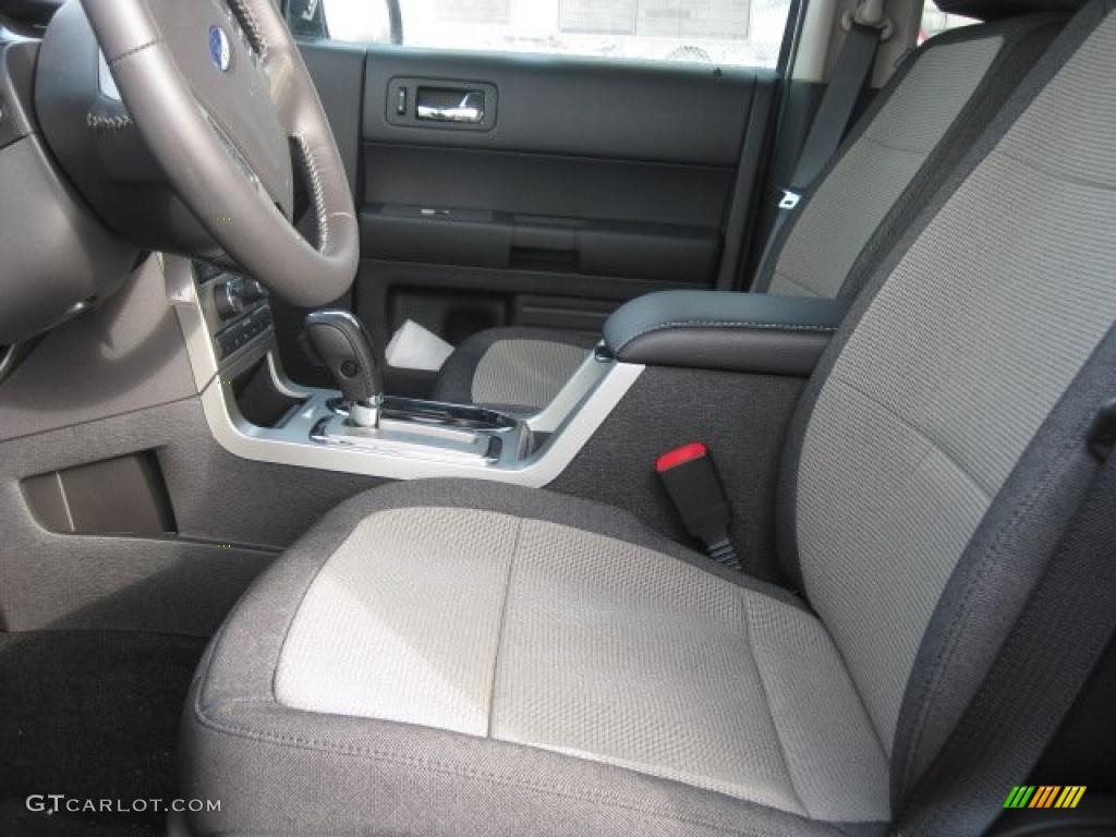 Medium Light Stone Interior 2011 Ford Flex SE Photo #45485894