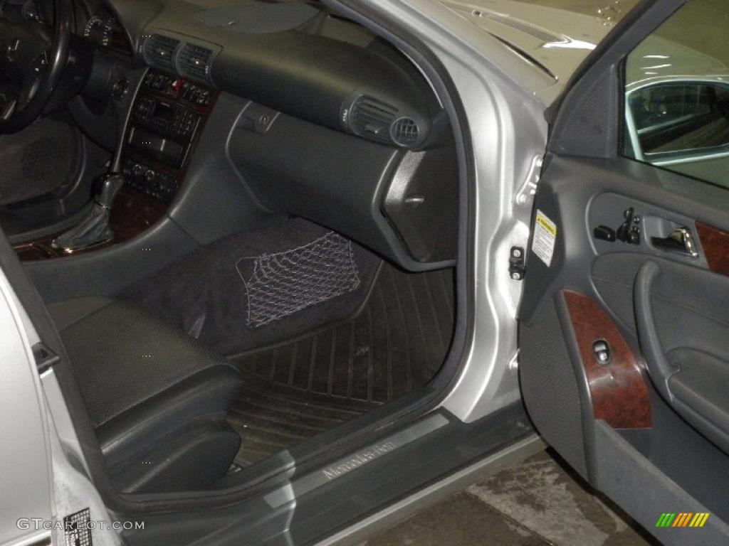 2001 C 240 Sedan - Brilliant Silver Metallic / Charcoal Black photo #20