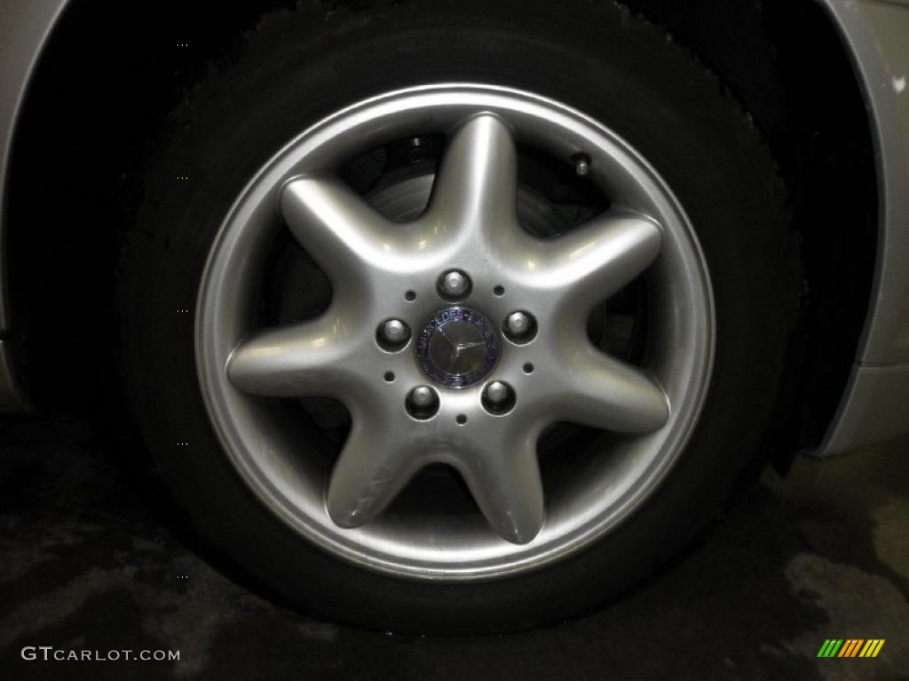 2001 C 240 Sedan - Brilliant Silver Metallic / Charcoal Black photo #23