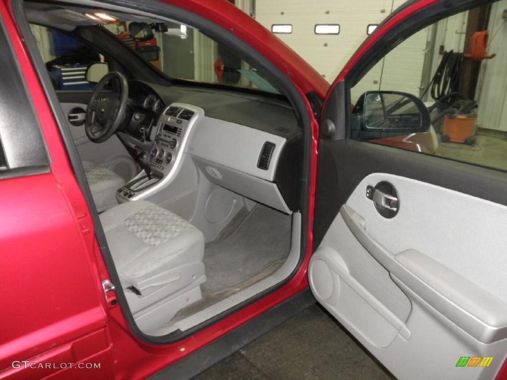 2005 Equinox LT AWD - Salsa Red Metallic / Light Gray photo #17