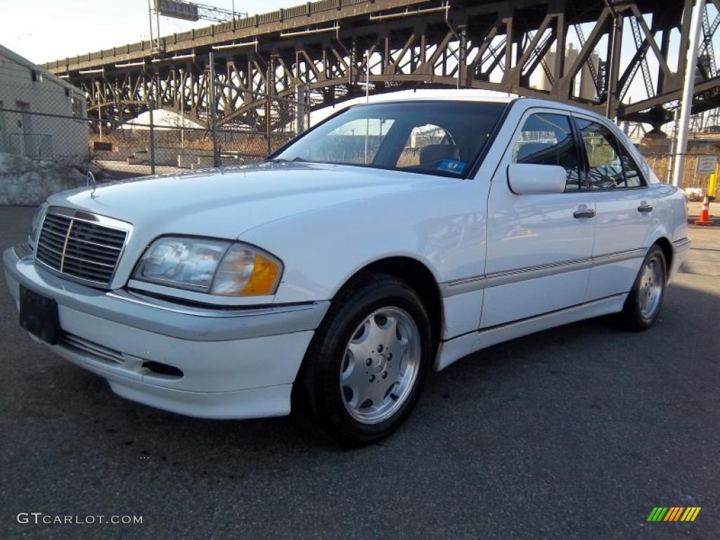 2000 C 230 Kompressor Sedan - Glacier White / Grey photo #1