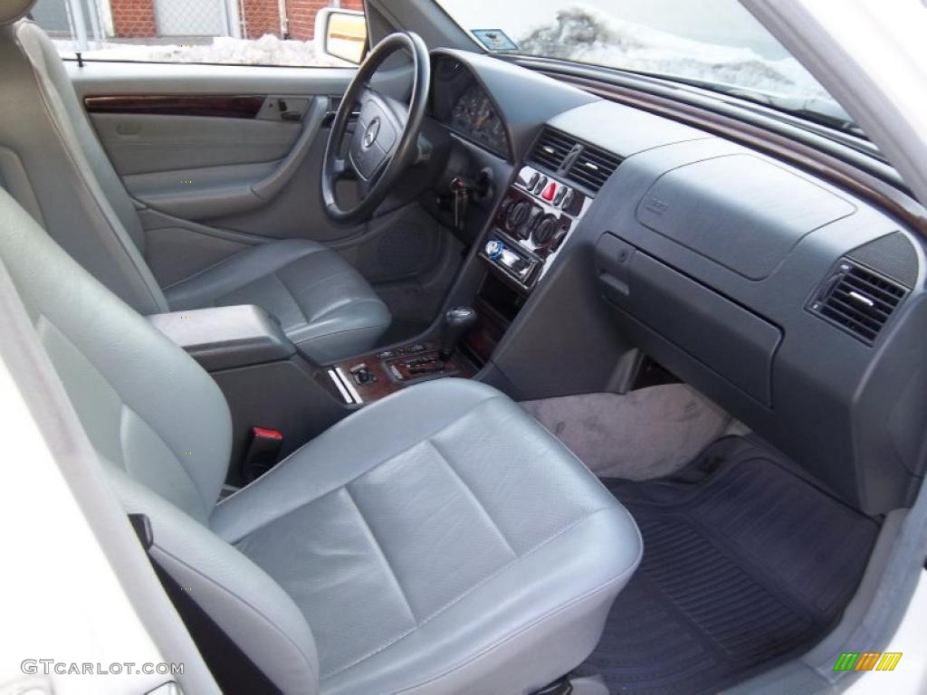 Grey Interior 2000 Mercedes-Benz C 230 Kompressor Sedan Photo #45488135