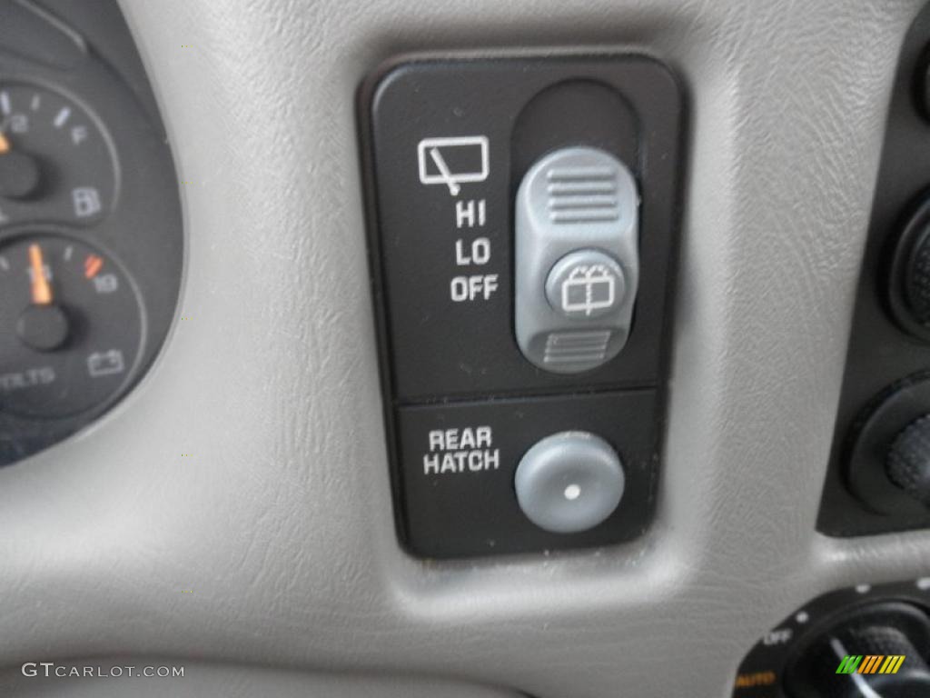 2000 Oldsmobile Bravada AWD Controls Photo #45490200