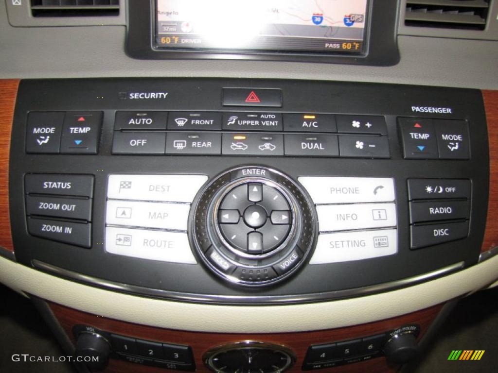 2007 Infiniti M 35 Sedan Controls Photo #45491570