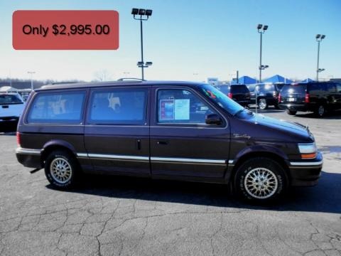 1993 Chrysler Town & Country  Data, Info and Specs