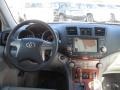 Ash 2009 Toyota Highlander Limited Dashboard