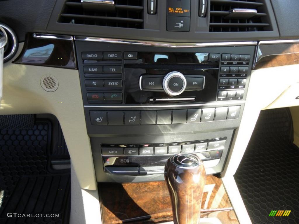 2011 Mercedes-Benz E 350 Cabriolet Controls Photo #45502199