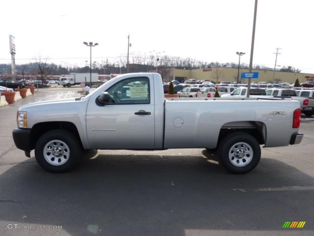 2011 Silverado 1500 Regular Cab 4x4 - Sheer Silver Metallic / Dark Titanium photo #4