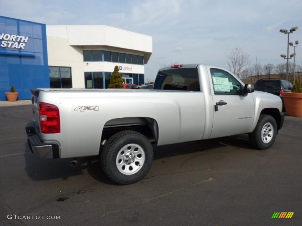 2011 Silverado 1500 Regular Cab 4x4 - Sheer Silver Metallic / Dark Titanium photo #10
