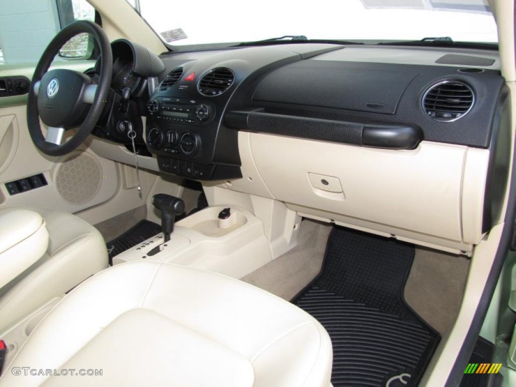 Cream Interior 2007 Volkswagen New Beetle 2.5 Convertible Photo #45504951