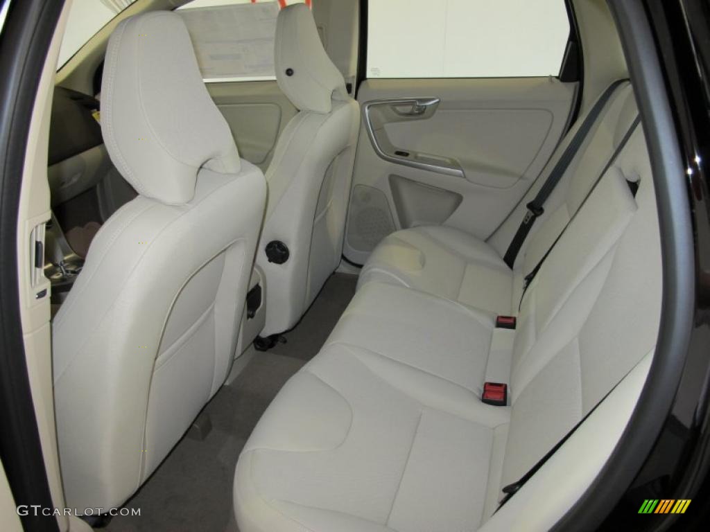 Sandstone Beige Interior 2011 Volvo XC60 3.2 Photo #45505423