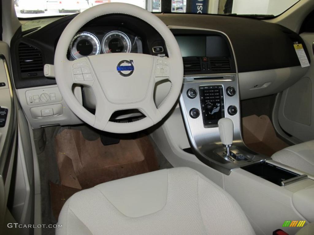 Sandstone Beige Interior 2011 Volvo XC60 3.2 Photo #45505431